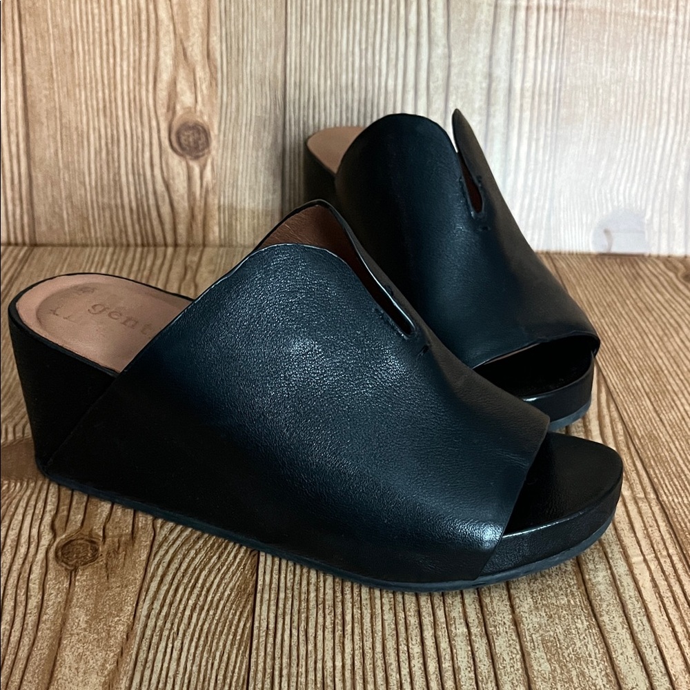 Kenneth Cole Black Leather Wedge Mules